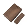 Nuez con caja