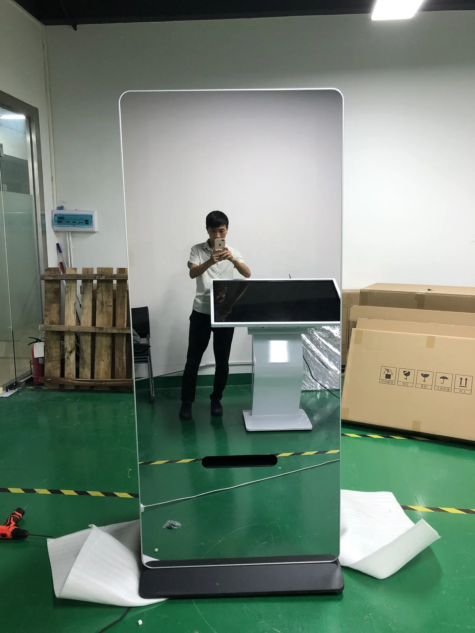 ショッピングモールデジタルフォトミーブースセルフィーマジックミラー
