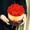 12 rose in scatola rotonda