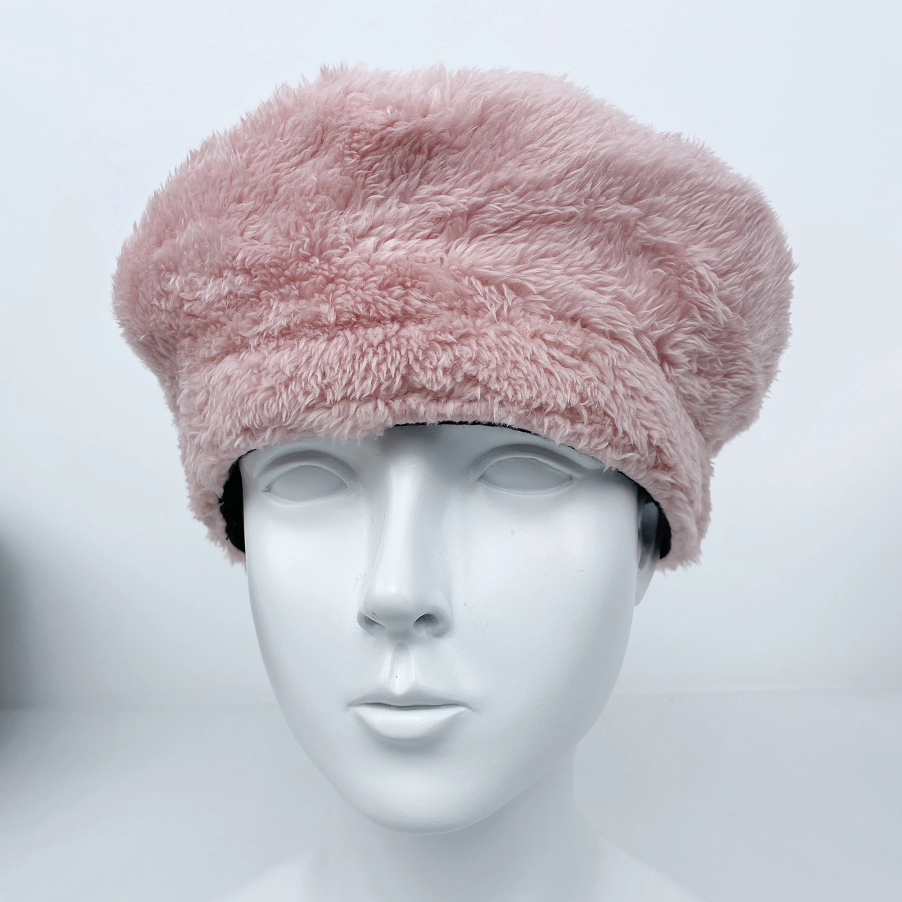 Береты мягкие пушистые с логотипом на заказ дешевые фабричные поставки женские зимние теплые береты для женщин рекламные