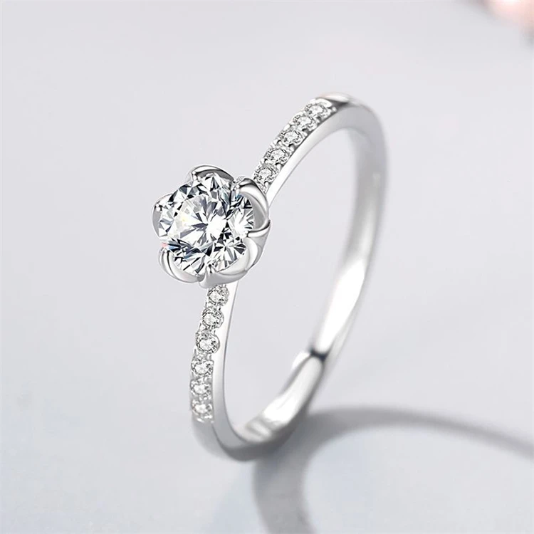 ⑥フローラルRING Silver925 Exquisite 925 Sterling Silver Six-claw Flower Simulation Diamond