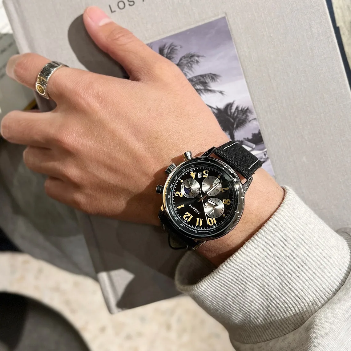 Luxury Cartoon Men's Sports Watch Waterproof Luminous Chronograph Date Display Alloy Lea aperçu 2