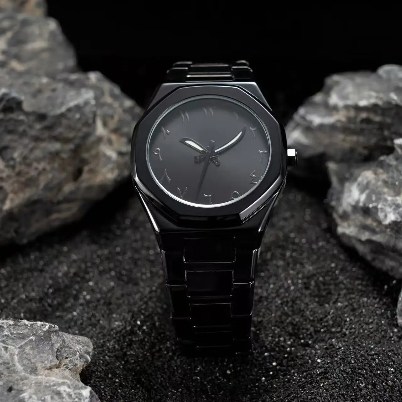 The new stylish scythe watch ultra-thin men's watch steel band quartz watch is a bestseller