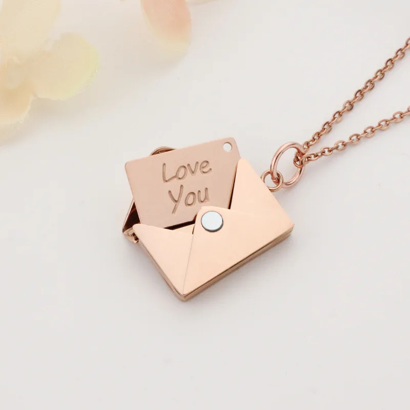 Personalized 18K Gold Plated Envelope Pendant Necklace Stainless Steel Engraved Love You Heart Envelope Necklace for Couple