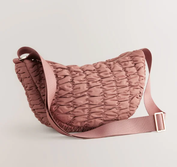 Quilted Puffer Fanny Pack Fashion Waist Bag with Waterproof Nylon Padding for Running Crossbody Shoulder Bag
