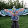 Panier de fleurs aigle plat de 1,4 m avec renfort tête de plumes rouges