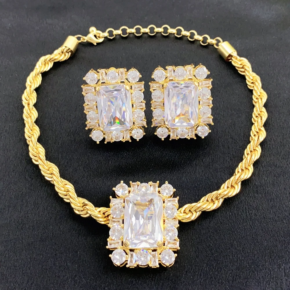 Luxury Gold-Plated Wedding Choker Set with Chunky Diamond Gemstone Pendant for Party From Top Jewelry Supplier