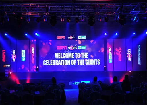 HD Stage Background Slim Led Display P2.9 P3.9 P4.8 Rental LED Video Wall Screen Indoor and outdoor rental display