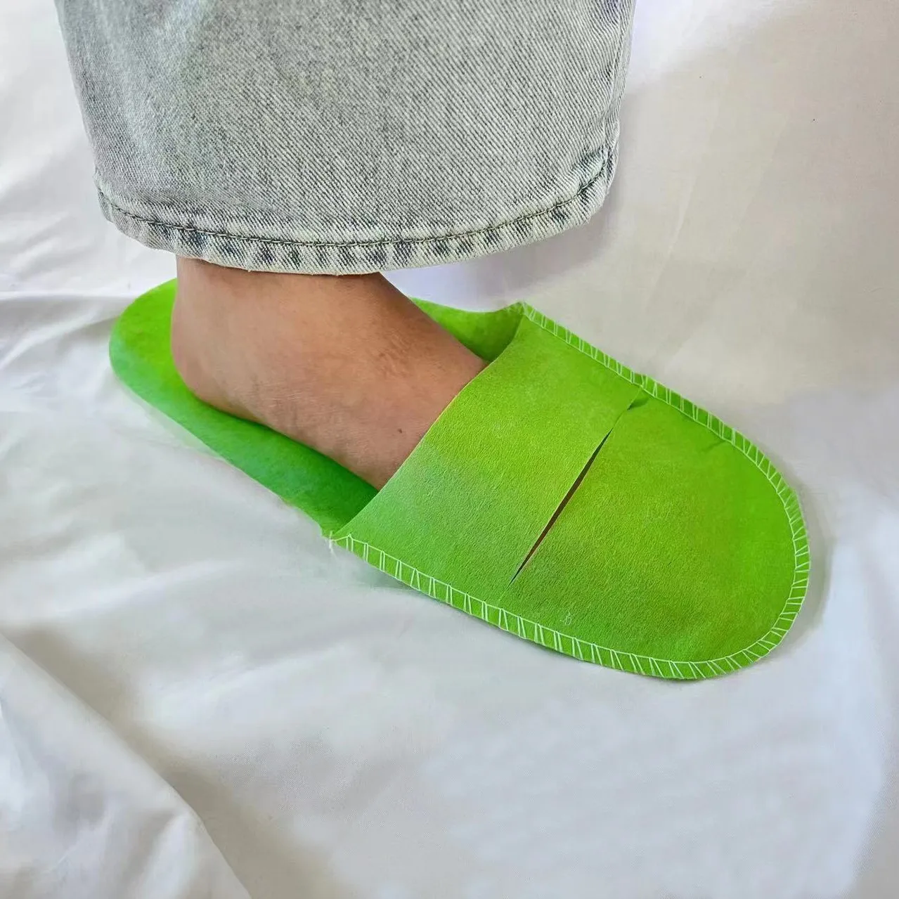 Высококачественные белые одноразовые Тапочки из нетканого материала с открытым носком для спа, педикюра, массажер для ног для женщин