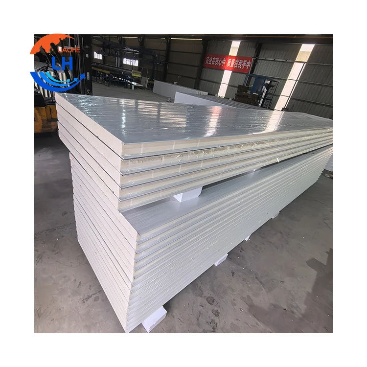 Impact Resistant 100kg/sqm Polyisocyanurate PIR PU Insulated Sandwich Boards Panels for Agricultural Greenhouses