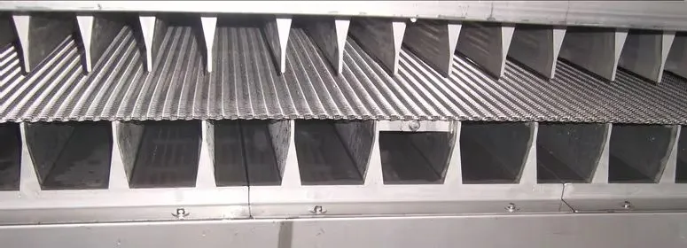 Efficient tunnel blast freezers for meat processing and slaughterhouses