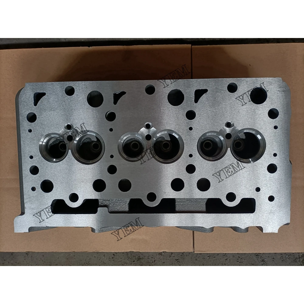 China Wholesale D1703 Cylinder Head for Kubota