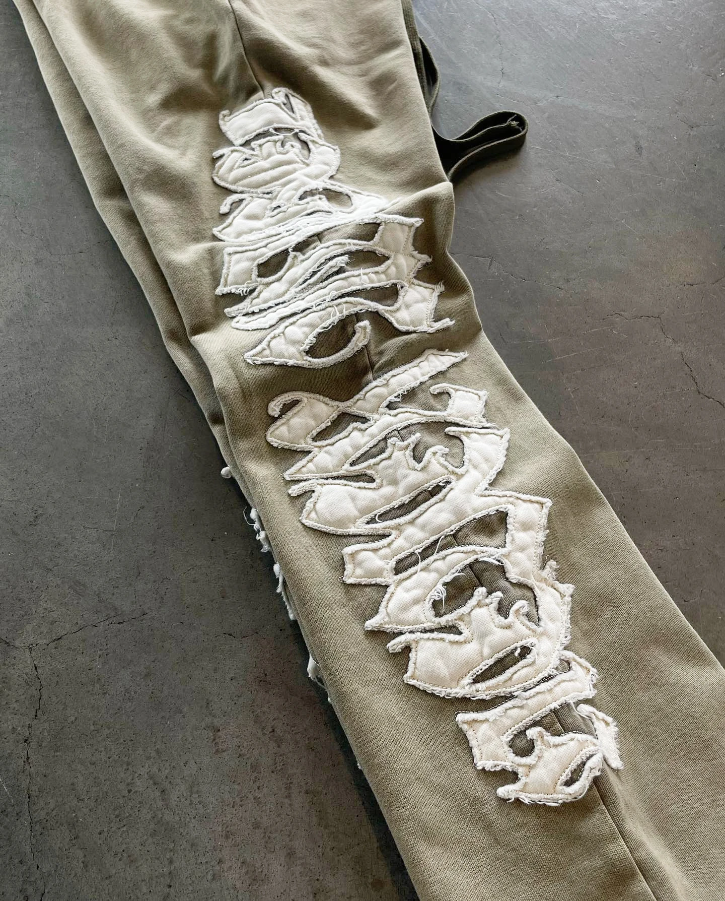 Chinese Clothing Manufacturers Custom Premium Embroidery Logo Mens 400