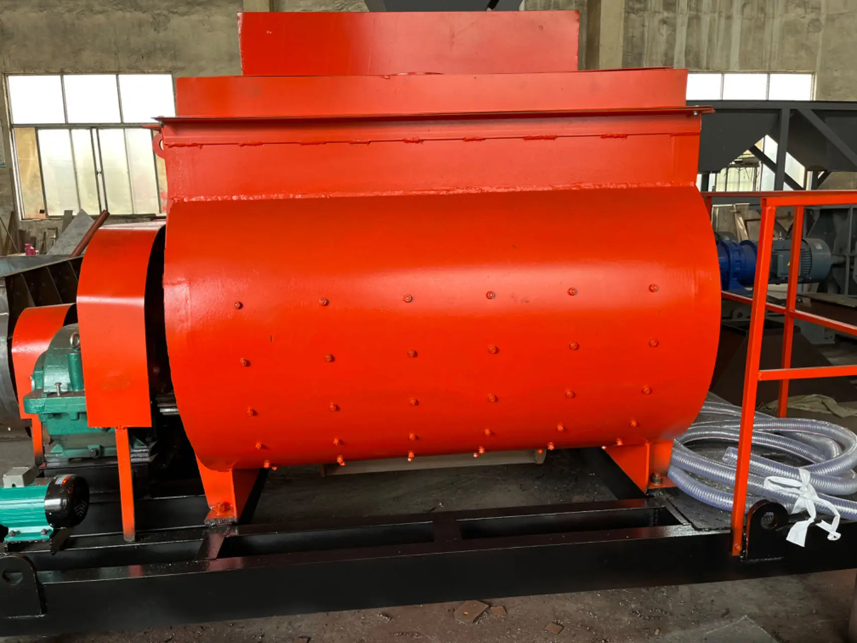 JS1500 Self-Loading 500 Liter Volumetric Mixer Drum Various Sizes Motor Pump Core for Concrete Cement Mud Mixing Cart Away China