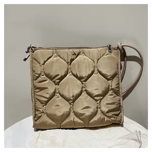 Custom Waterproof Washing Nylon Quilted Ladies Handbags Shoulder Tote Hand Bag Soft Padded Puffy Oversize Woman's Shoulder Bag
