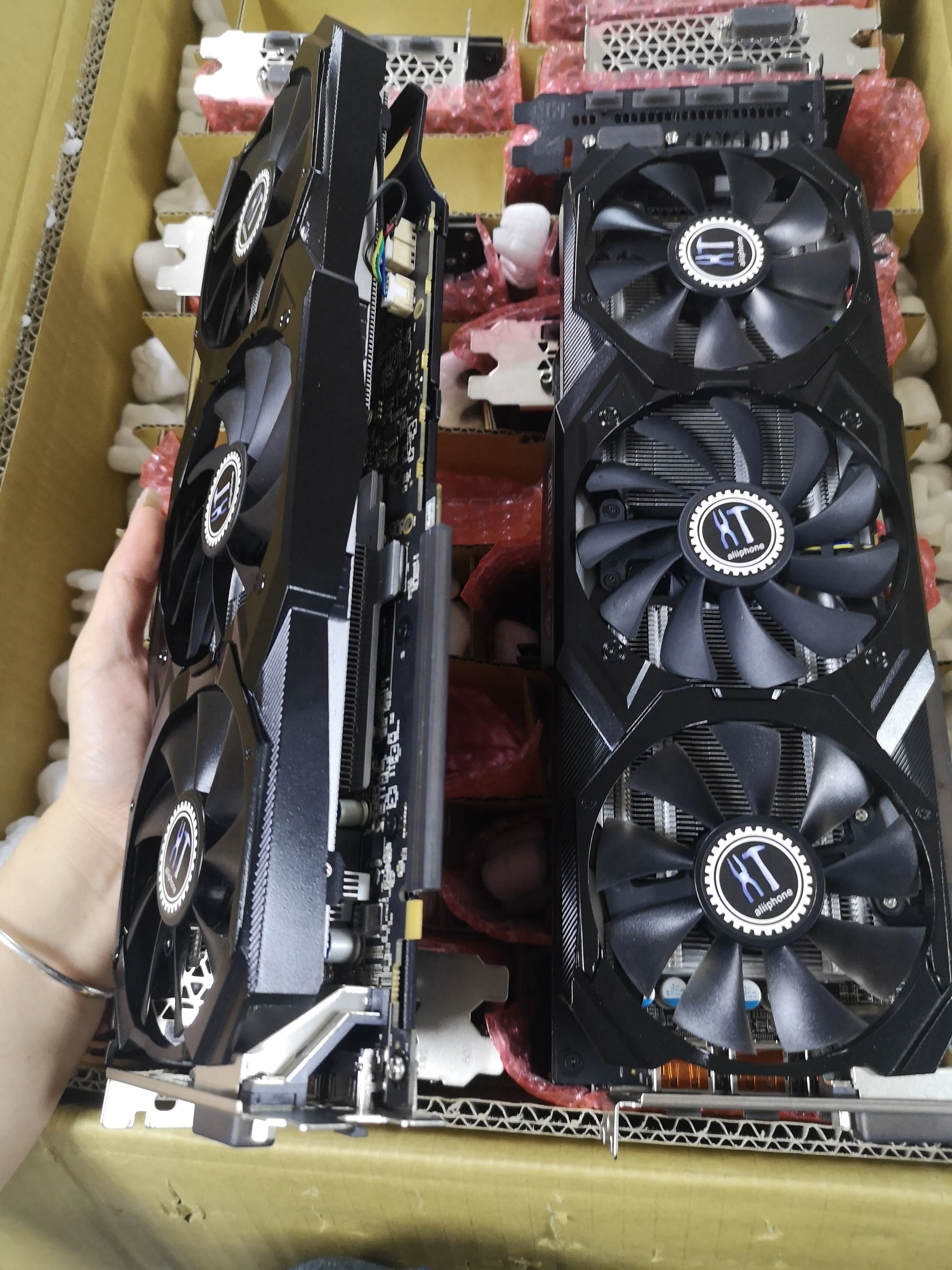 PC周辺機器 egpu radeon rx580 GIGABYTE Radeon RX 580 Gaming Box eGPU, GV-RX580IXEB-8GD