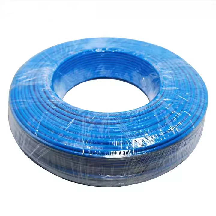 Pevné káble dĺžky 30 ft pre dokonca najťažšie prepojenia akumulátorov.