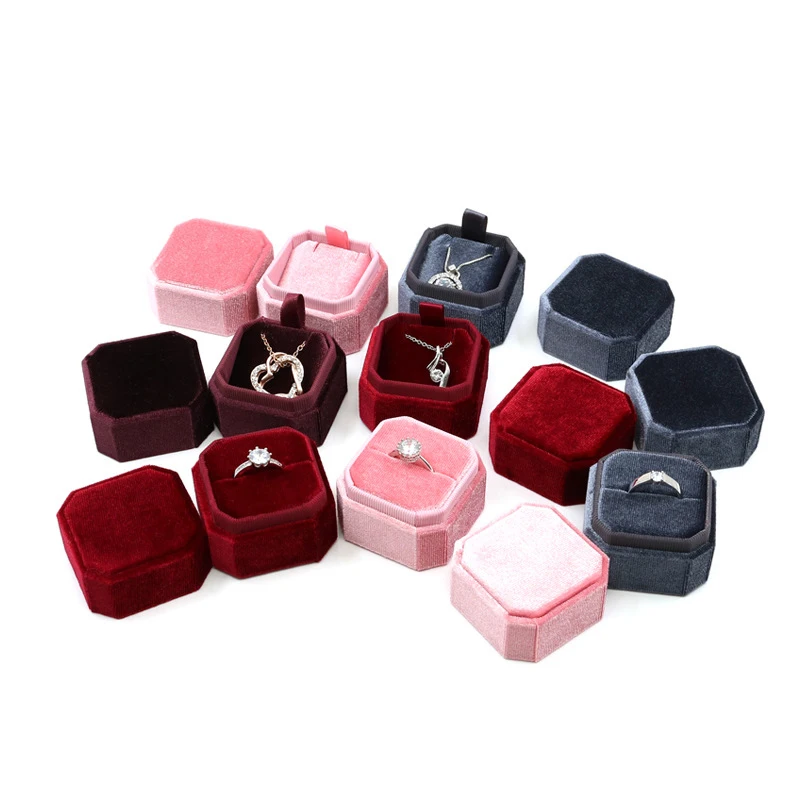 Vintage Red Velvet Octagonal Pendant Ring Necklace Pendant Jewelry Box Luxury Jewelry Creative Gift Packaging