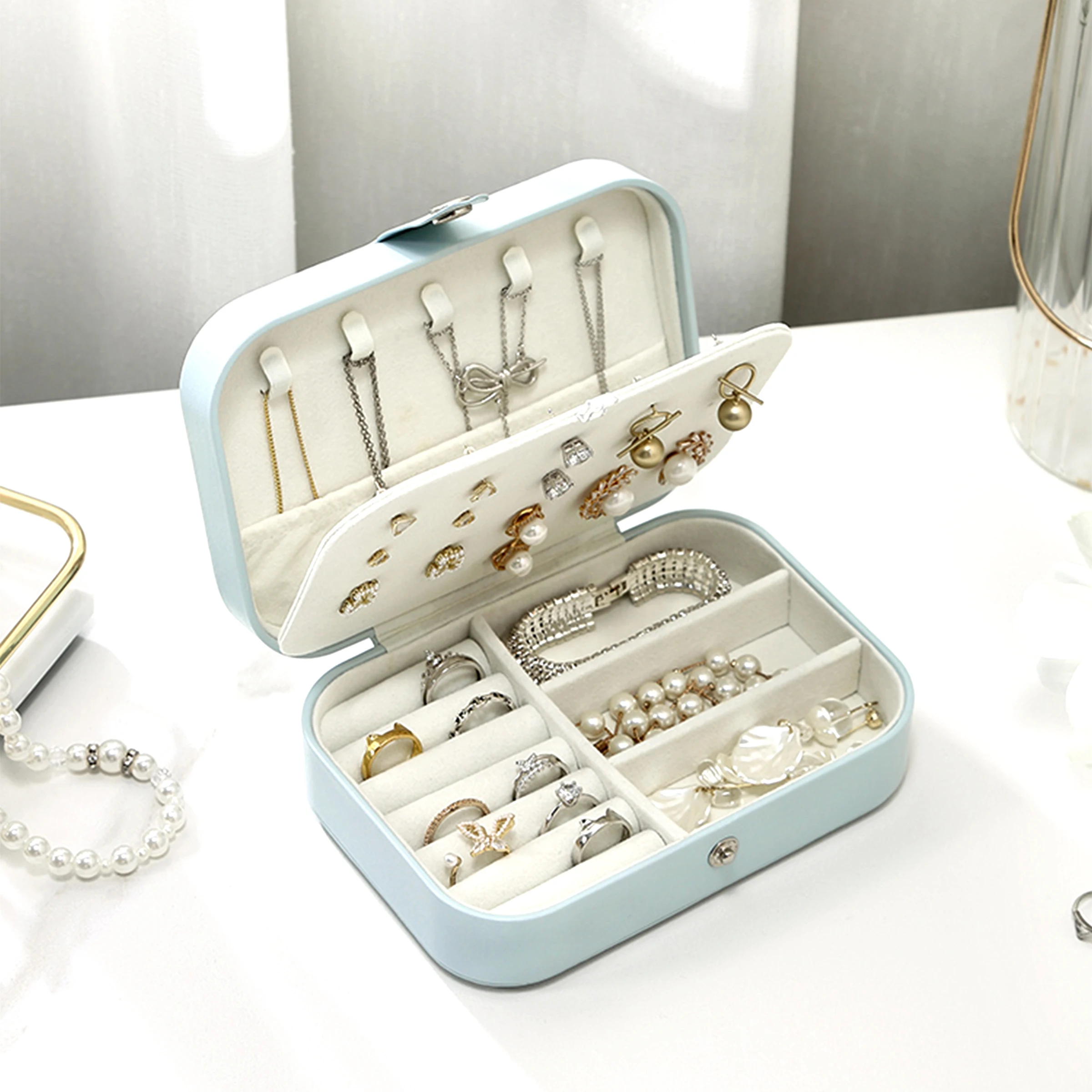 Wholesale Makeup Storage Boxes Travel Jewelry Storage for Stud Earrings Rings Necklaces Bracelets