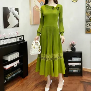 Factory Direct Spot Summer Casual A-Line Maxi Pleated Design Lantern Sleeve Crew Neck Polyester Vintage Patchwork Size Dress