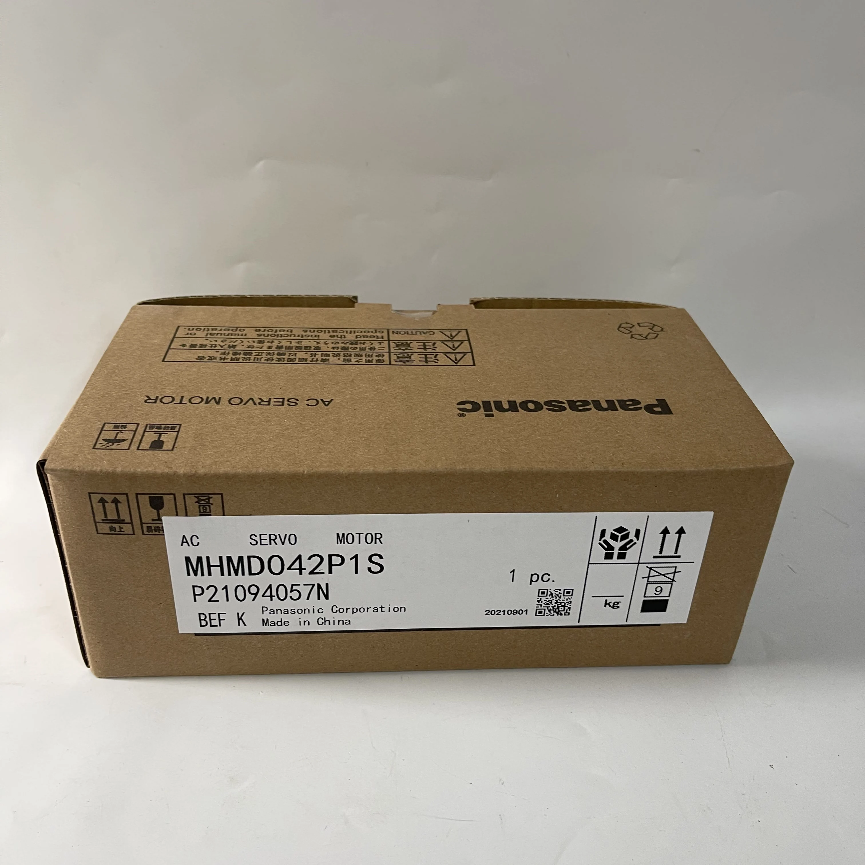 Panasonic AC Servo Motor MHMD042P1S Panasonic AC Servo Motor MHMD042P1S