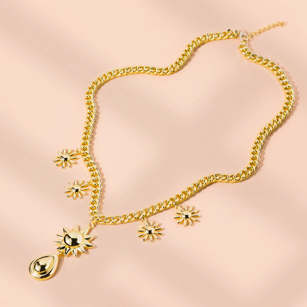 Punk Vintage Sun Waterdrop Pendant 