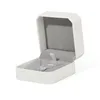 White pendant box