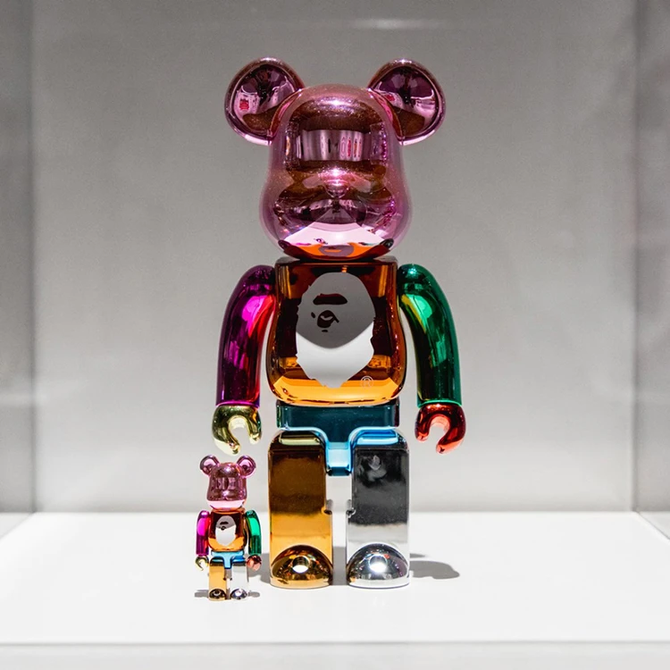 Modern Design Pop Art Statue Customized Design Resin Home Decor Sculptures