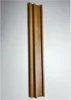 poussoir en bois marron