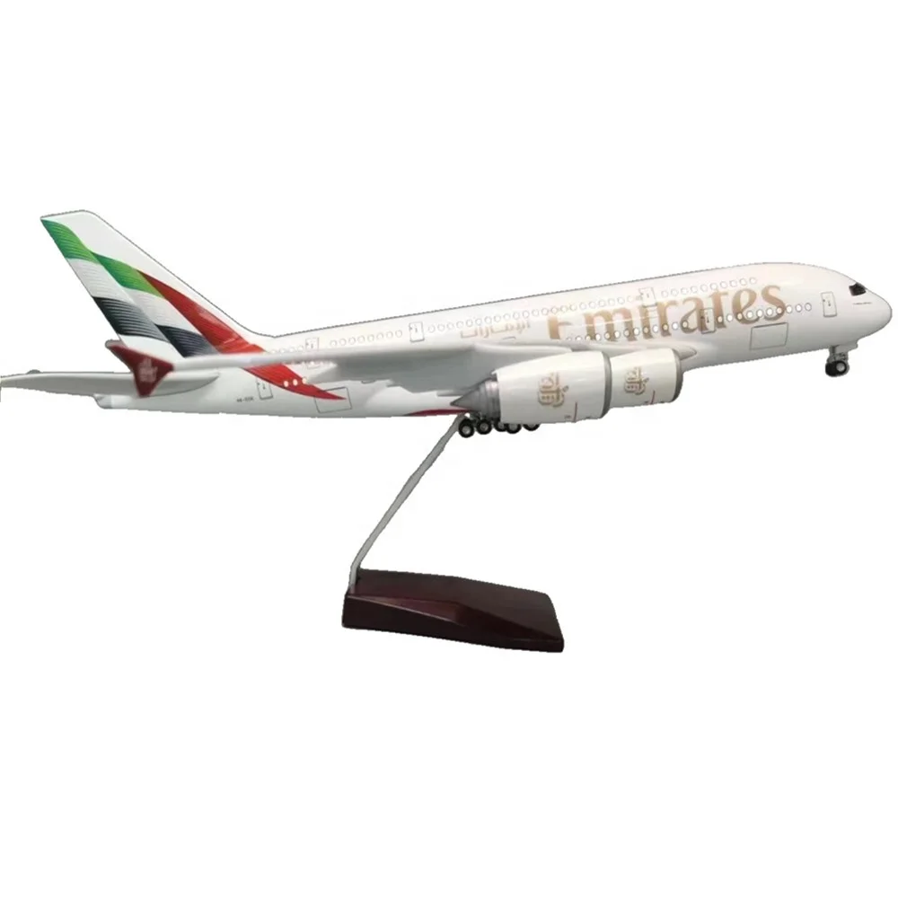 エミレーツ航空 A380 1:160スケール 46cm LEDモデル 照明点灯! ギフト & クラフトLED点滅充電式スケール1:160 46cmA380エミレーツ航空