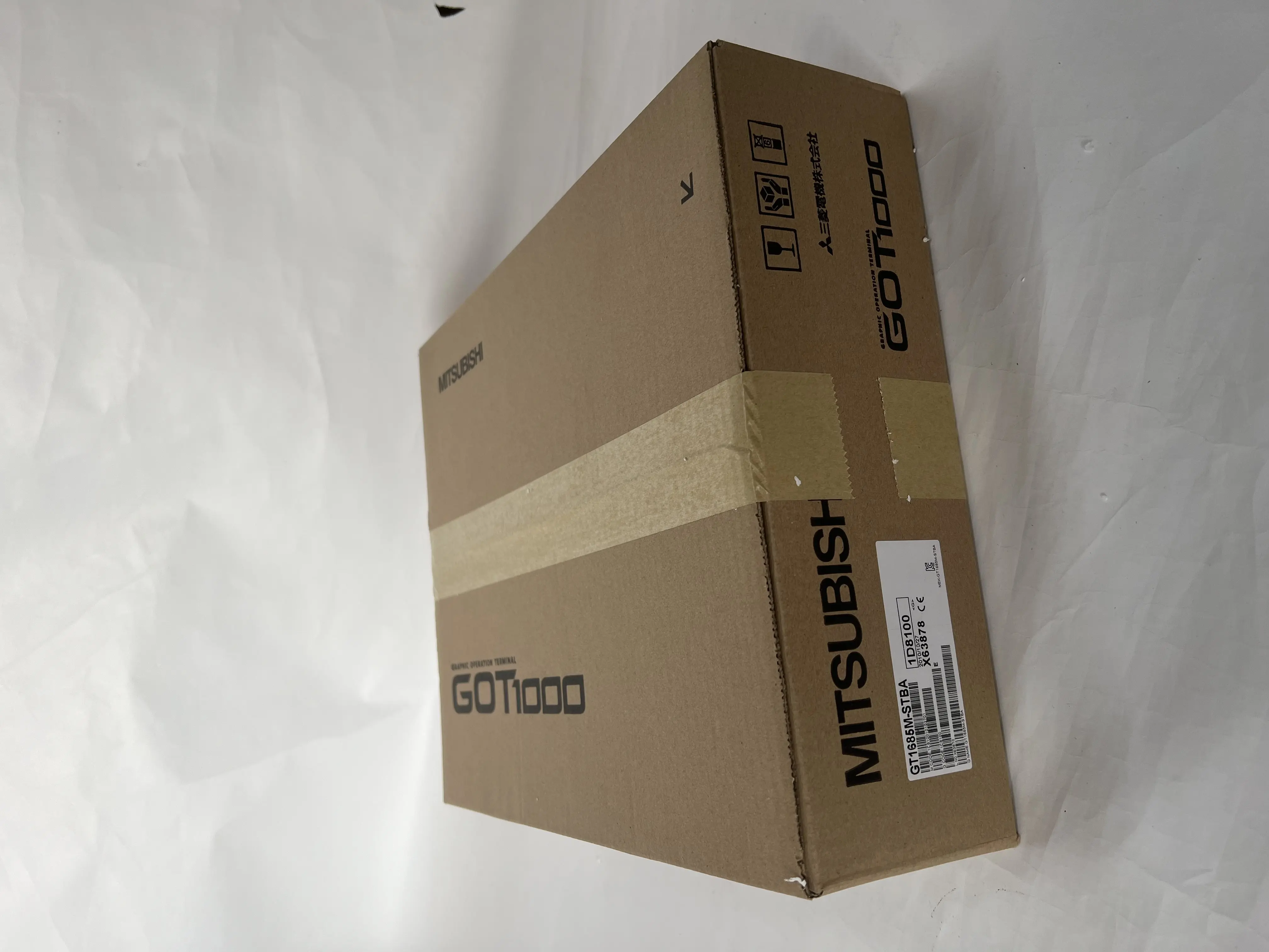 Mitsubishi HMI Touch Screen GT1685M-STBA Mitsubishi HMI Touch Screen GT1685M-STBA