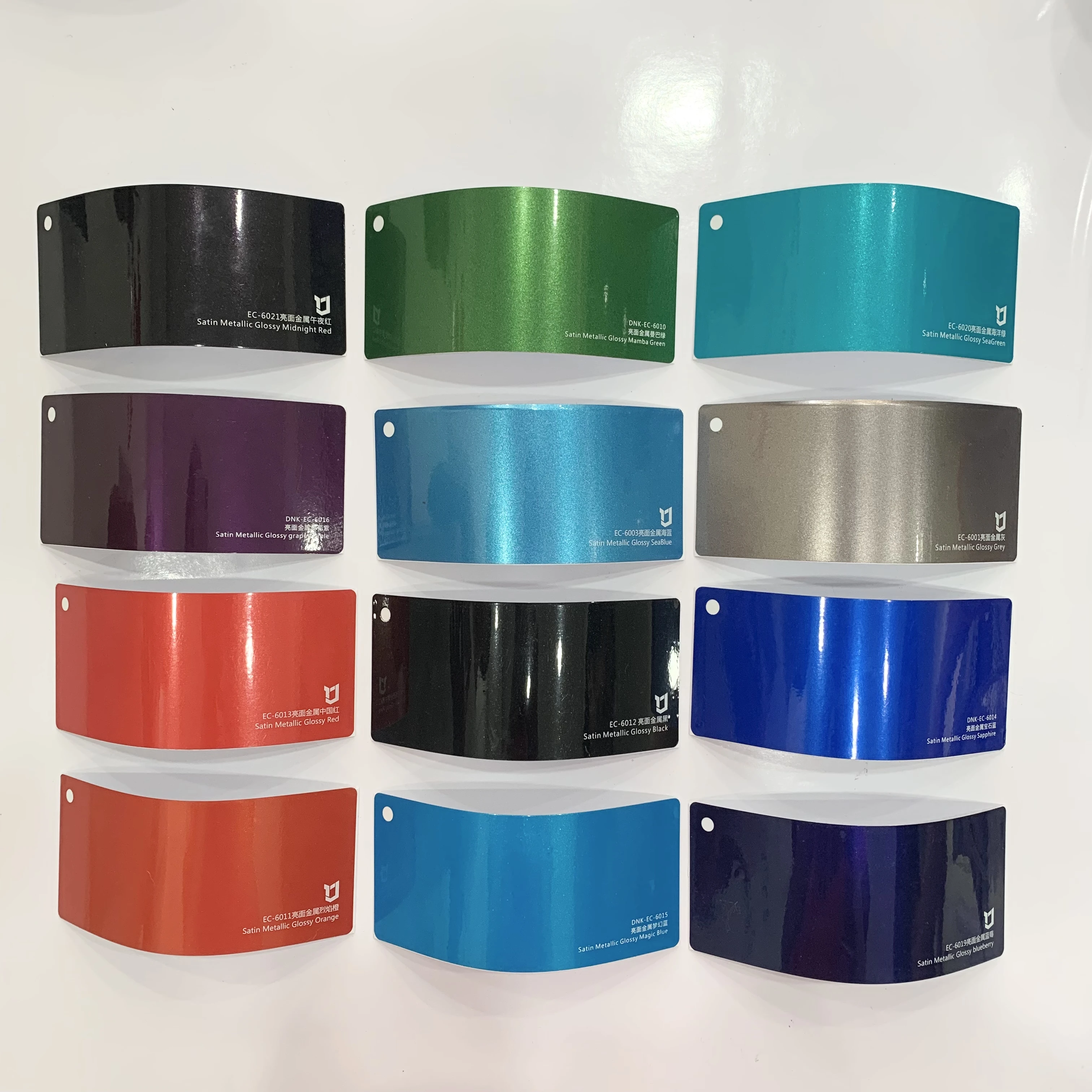 Free sample Glossy  metallic ca  body decoration car wrap pvc film car wrap vinyl roll 1.52*18m