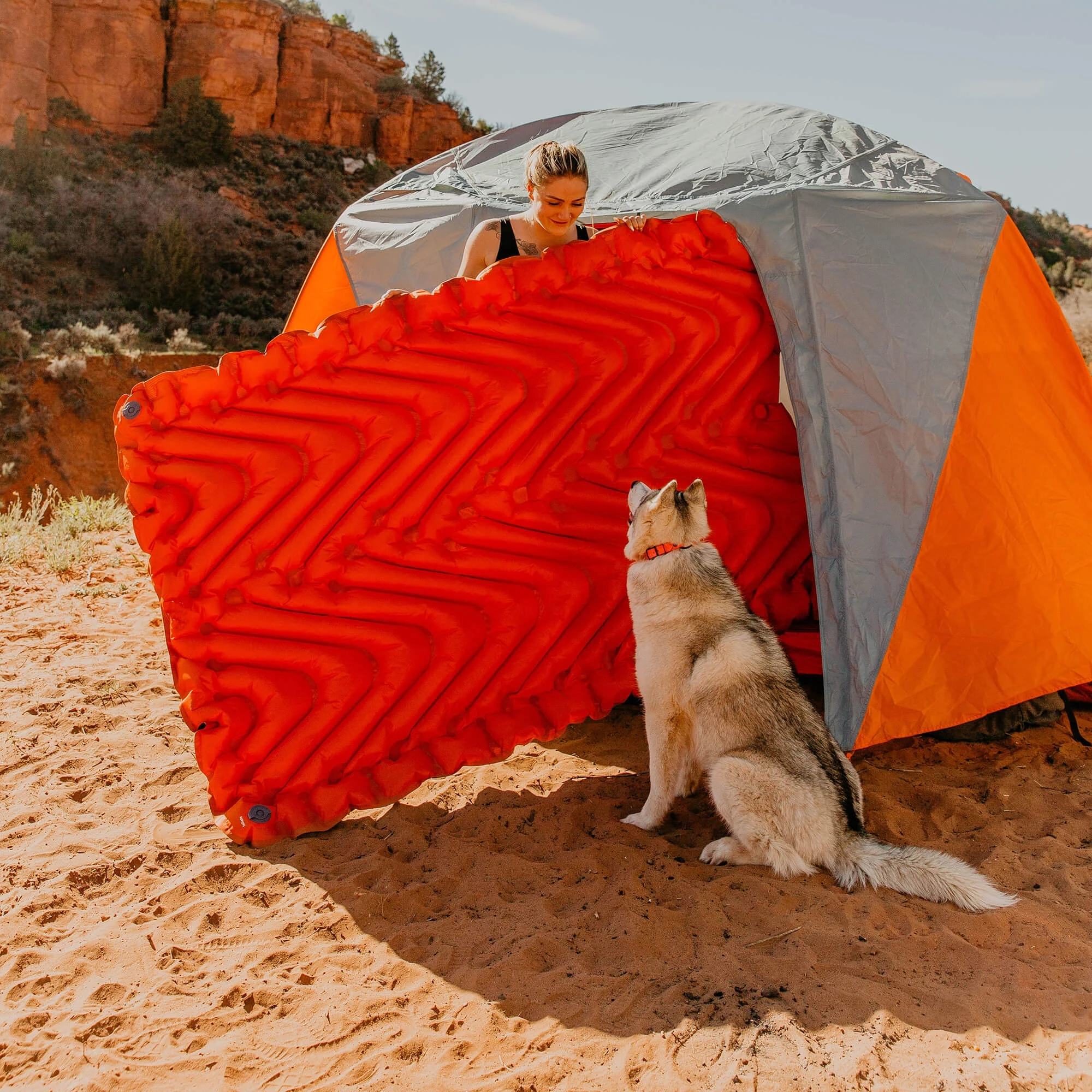 Ultralight Self Inflating Sleeping Pad Camping Mat TPU Nylon Inflatable Camping Mattress Waterproof Air Mattress With Pump Sack