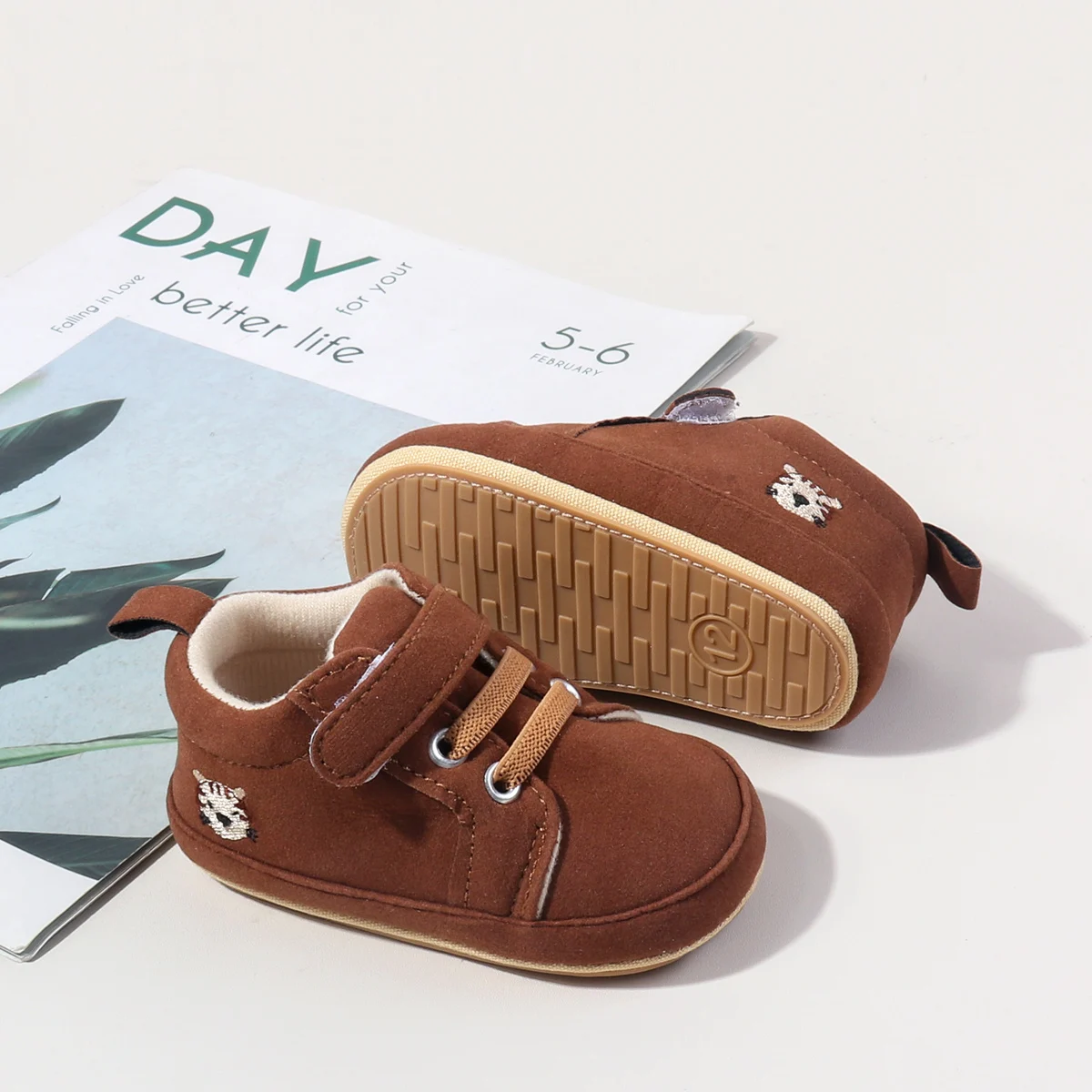 New Designs Hook&loop Design Anti-slip Soft Tpr Outsole Baby Boys Shoes Casual Sport Toddler Shoes supplier