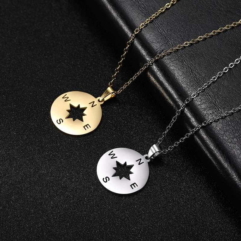 Women and Men's Unique Design Stainless Steel Necklaces Hollow round Compass Pendant with Gold Plating Wholesale Stock Jewelry