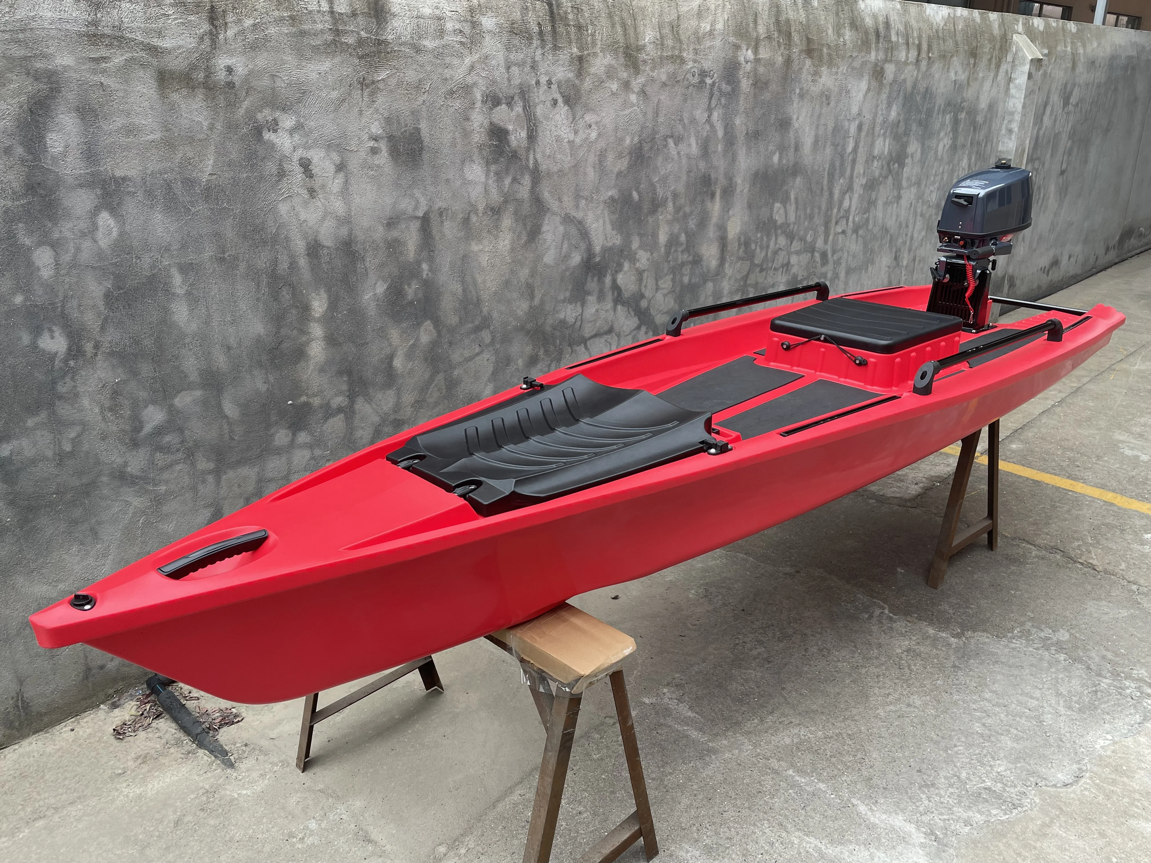 13フィートの手漕ぎ可能な小型海水ボート、小型迷彩柄シングルスキフ