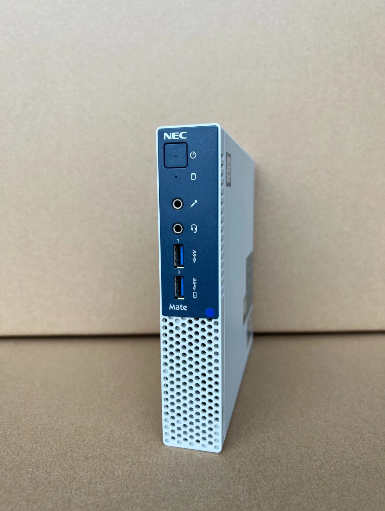 Mini PC with 7th Gen Dual Core Processor - 8G RAM, 256G SSD