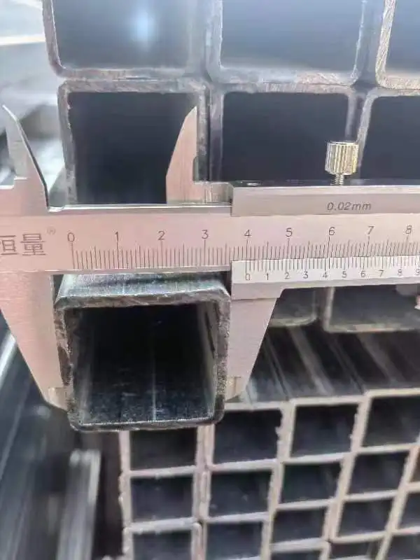 Section 40x40 Mm 60x60 Straight Seam Carbon Welded Hot Rolled Square