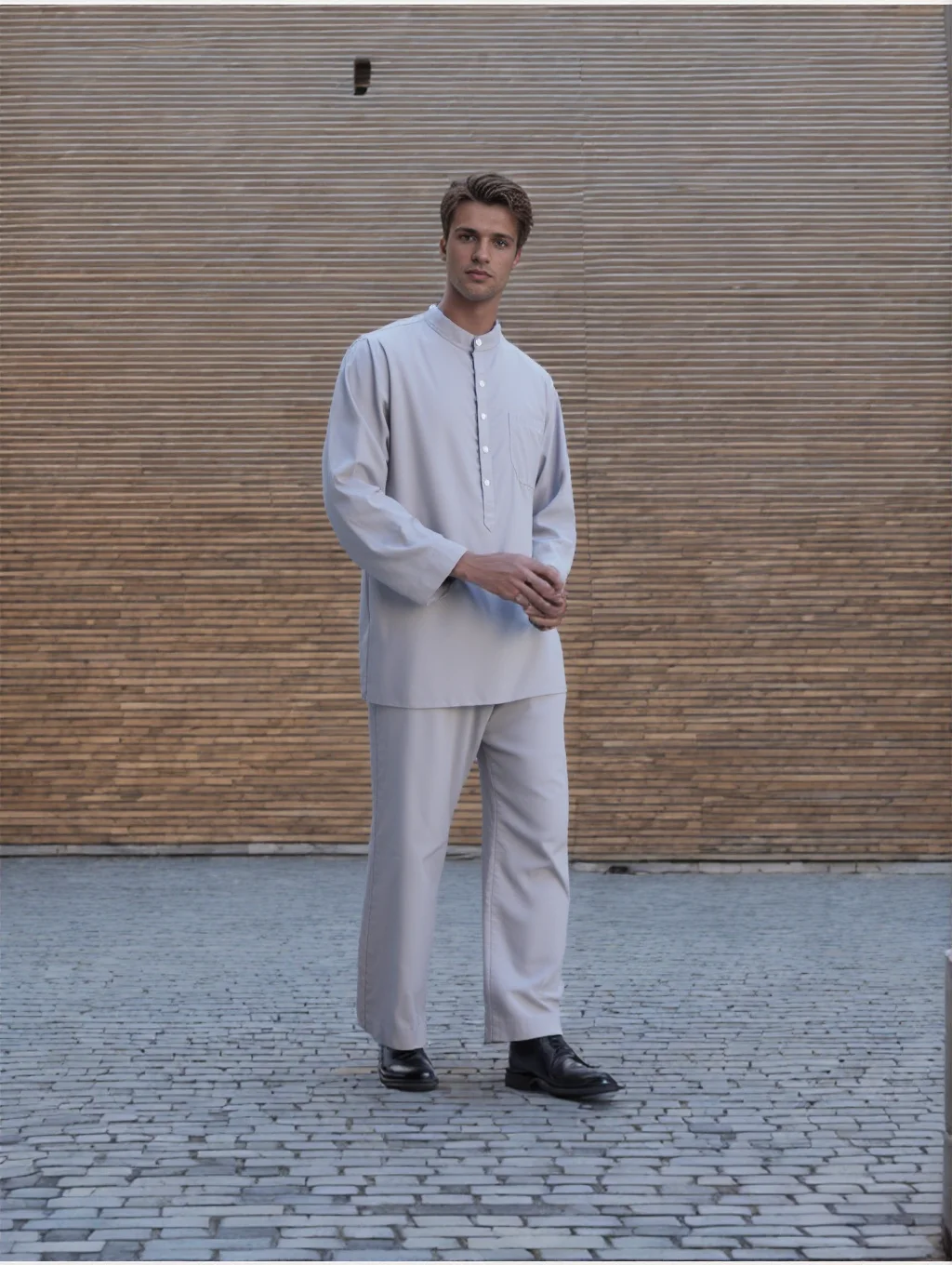 Ready to Ship Arab Thobe Set for Men Middle East Turkish Islamic Clothing Button Down Round Neck Hot Item