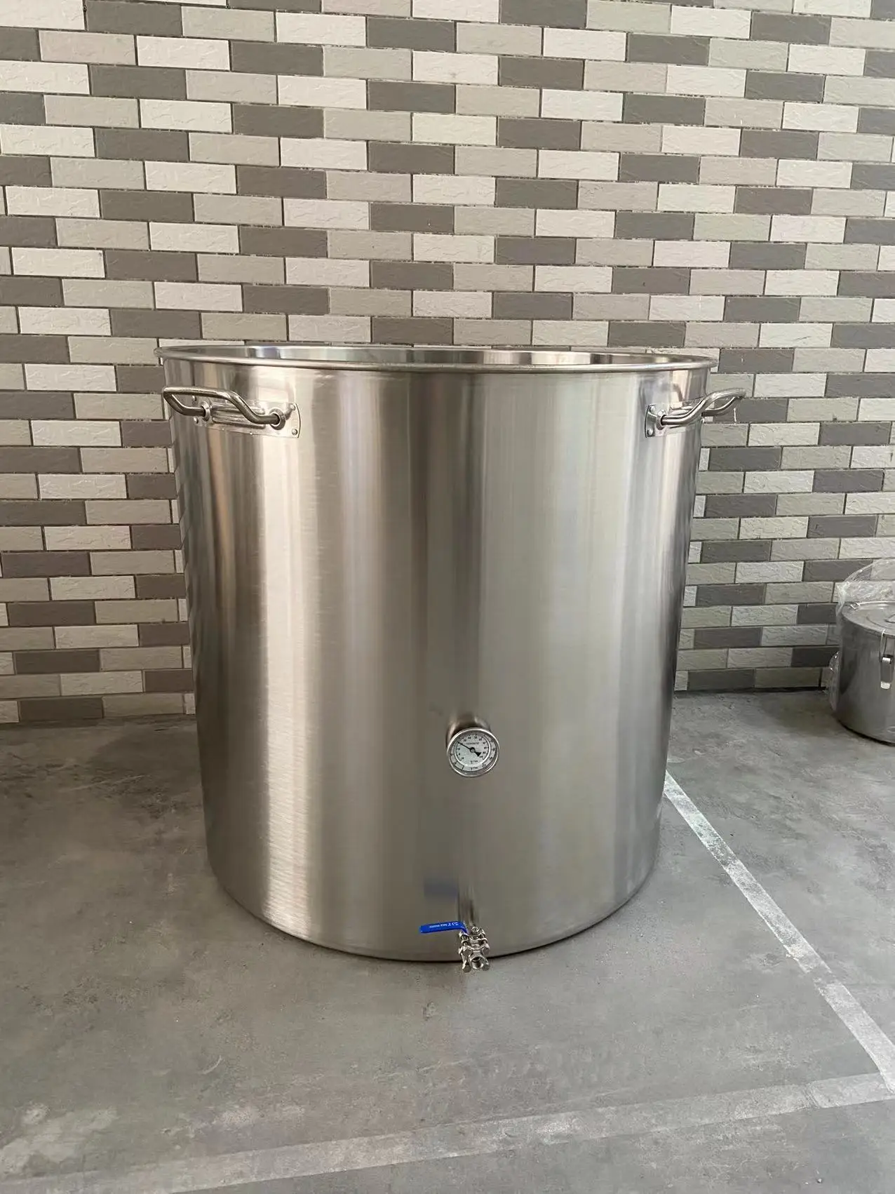 Factory Prices 700L Cooking Pot Composite Bottom Stock Pot Storage Container  Commercial Stainless Steel Big Pots_13