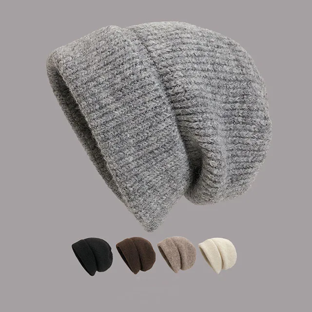 Женская трикотажная шапка с флисовой подкладкой