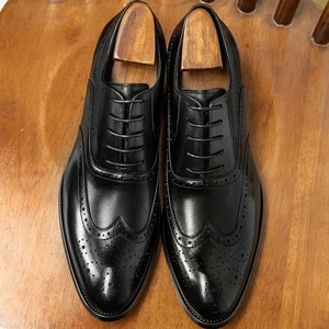 China Factory Low Moq Hot Selling Hand Made Luxury Formal Genuine Leather Dress Shoes Men Brogues Shoes 2026 New Model