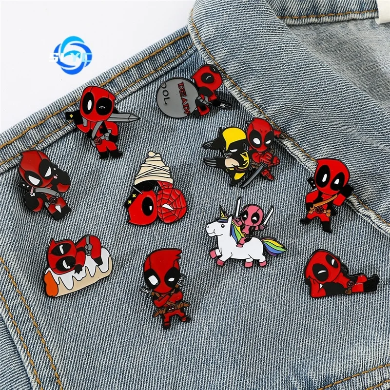 Movie characters Creative Cutie Deadpool and Wolverine metal brooches adorn badges Drop oil alloy pin accessories