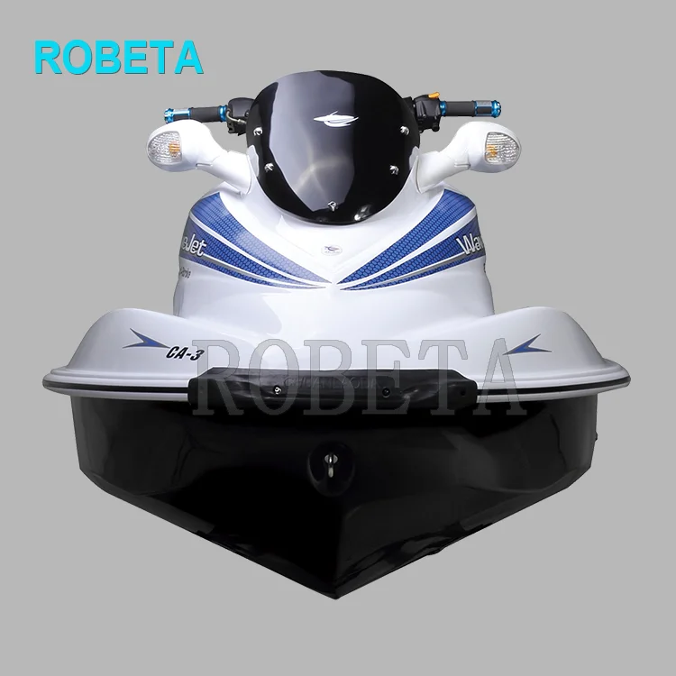 Двухместная скоростная лодка моторная с большим объемом двигателя 1400 куб. См маленькая