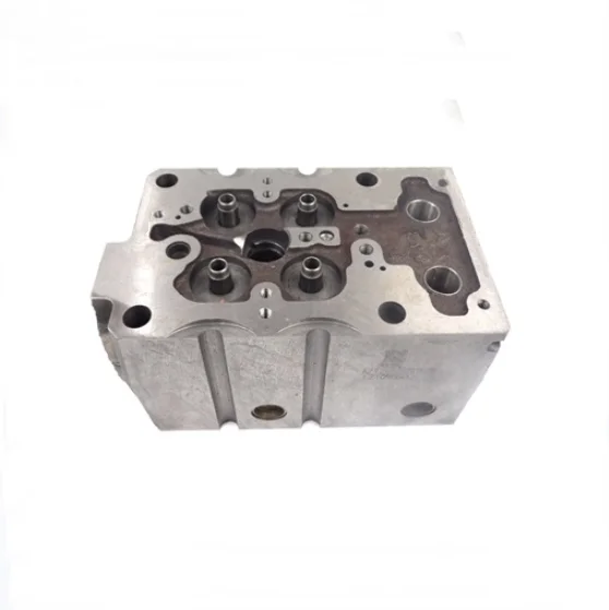 SINOTRUK HOWO Truck Parts Cylinder Head Assembly Model AZ1246040010B ...