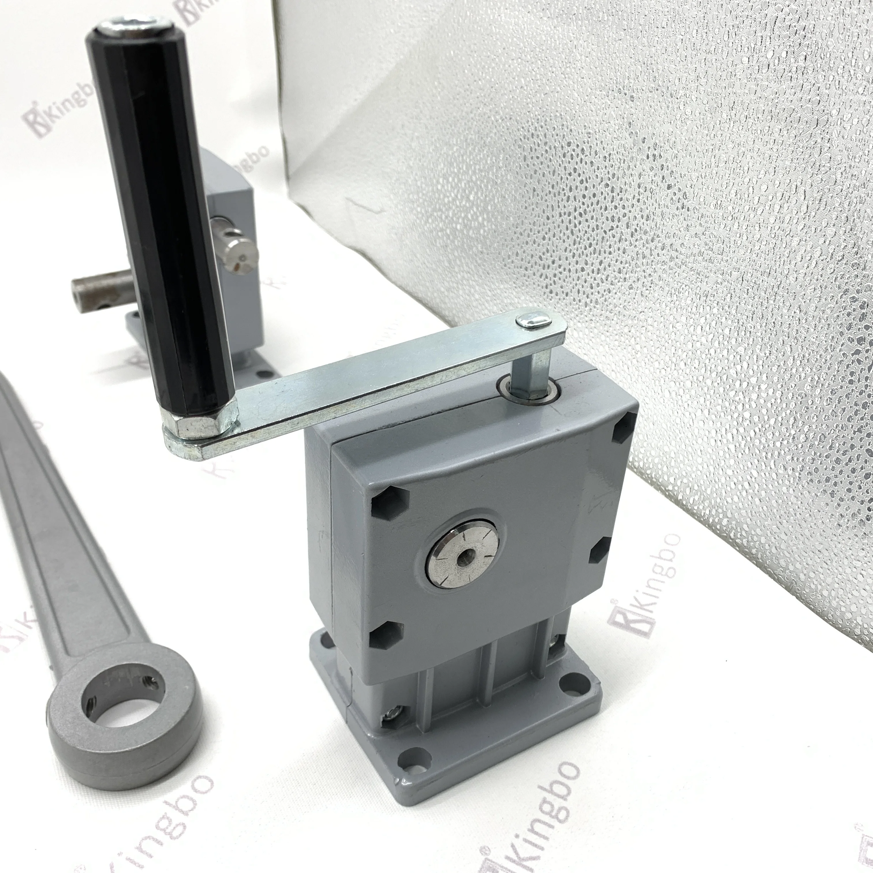 Factory Smoke Exhaust Window Switch with Hand Cranking Customized Adjustable Smoke Window Opener
