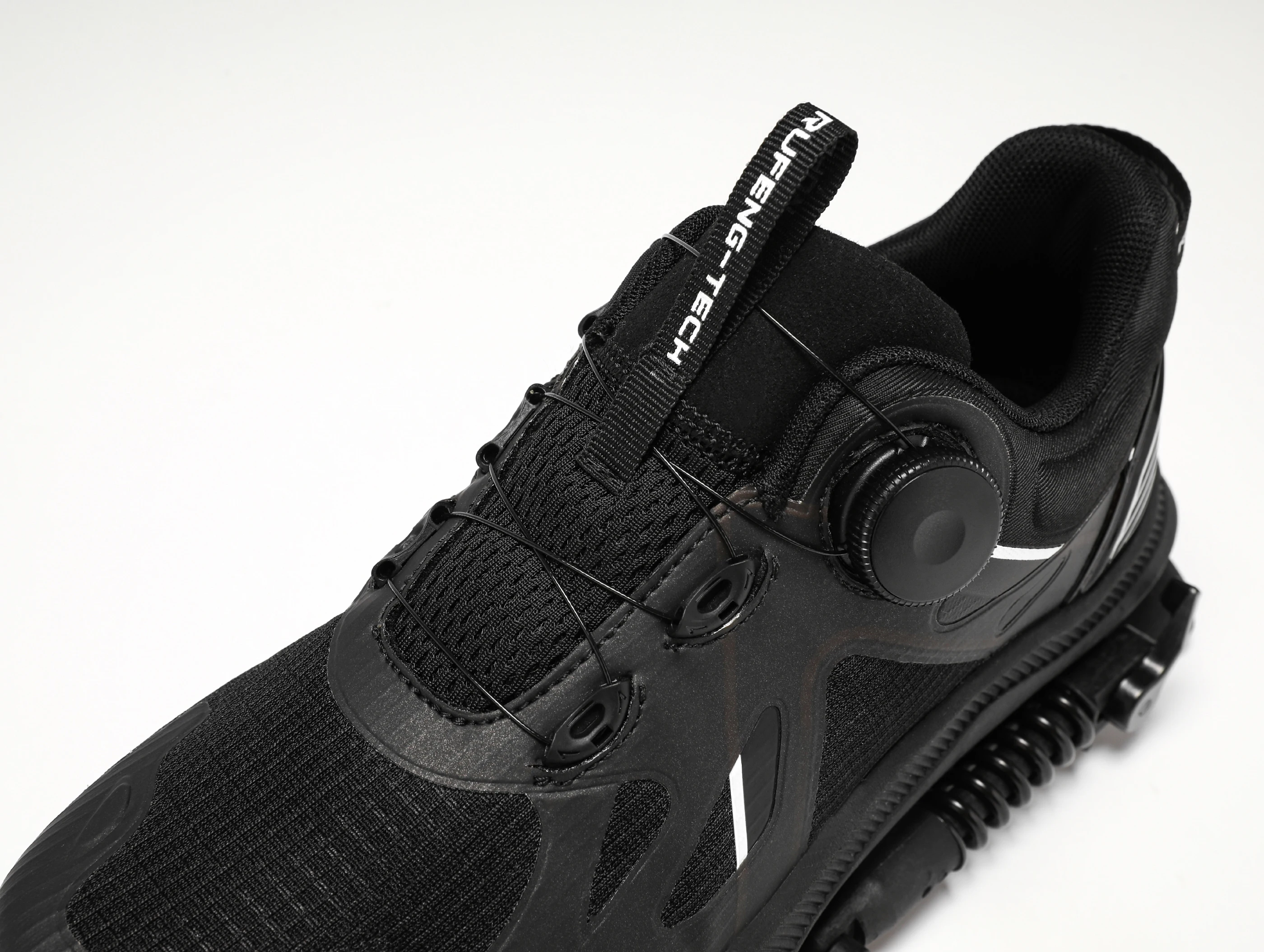 Chaussures De Saut Et Course Pour Adultes - Sport Intensif - Noir