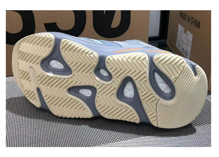 Original red yeezy 700 high quality Sneakers walking style shoes sports men's and J1 4 6 11 yezzy 350 700 casual shoes
