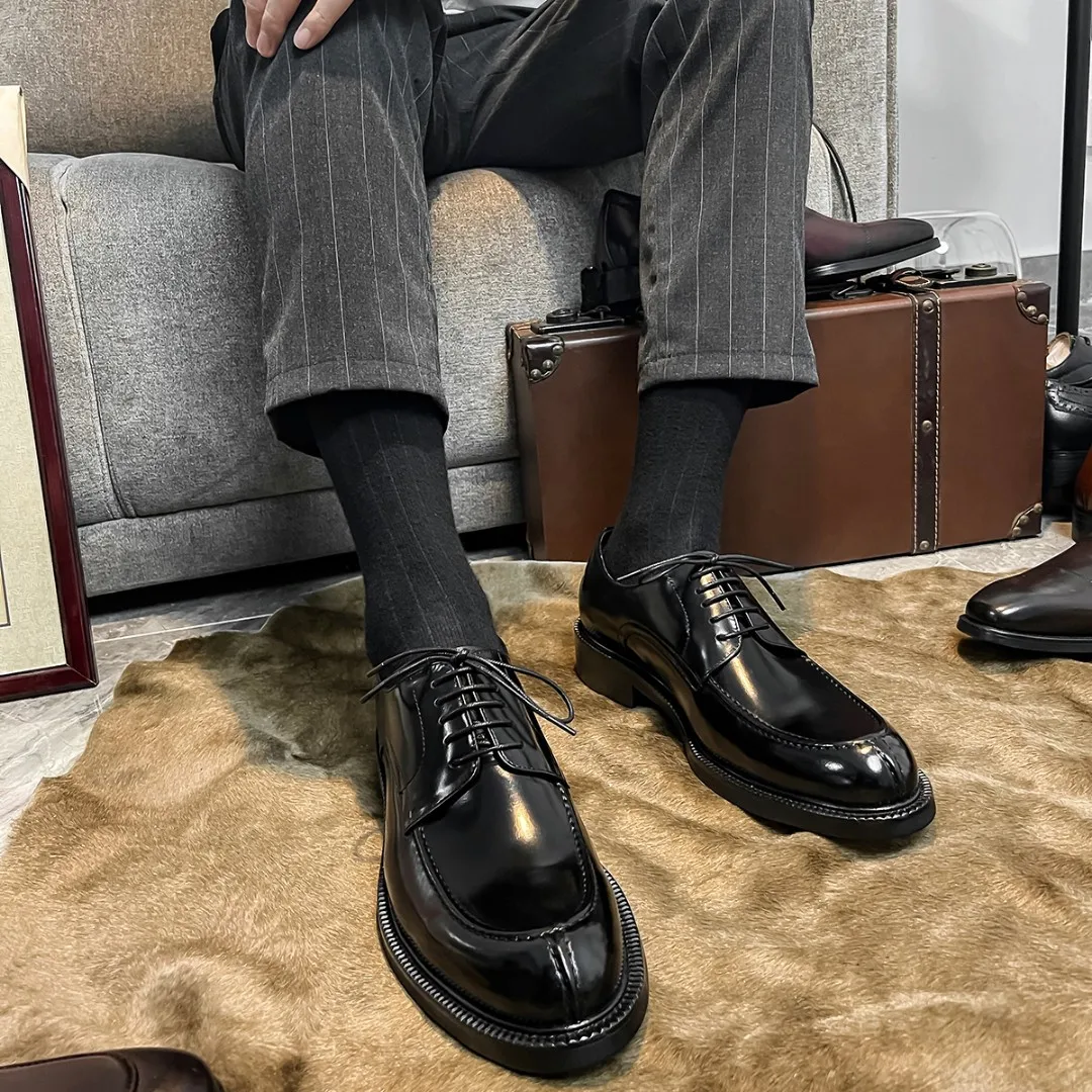 Men Dress Shoes Shadow Genuine Leather Luxury Fashion Groom Wedding Shoes Men Luxury Italian Style Oxford Shoes Big Size Men Dress Shoes Shadow Genuine Leather Luxury Fashion Groom Wedding Shoes Men Luxury Italian Style Oxford Shoes Big Size