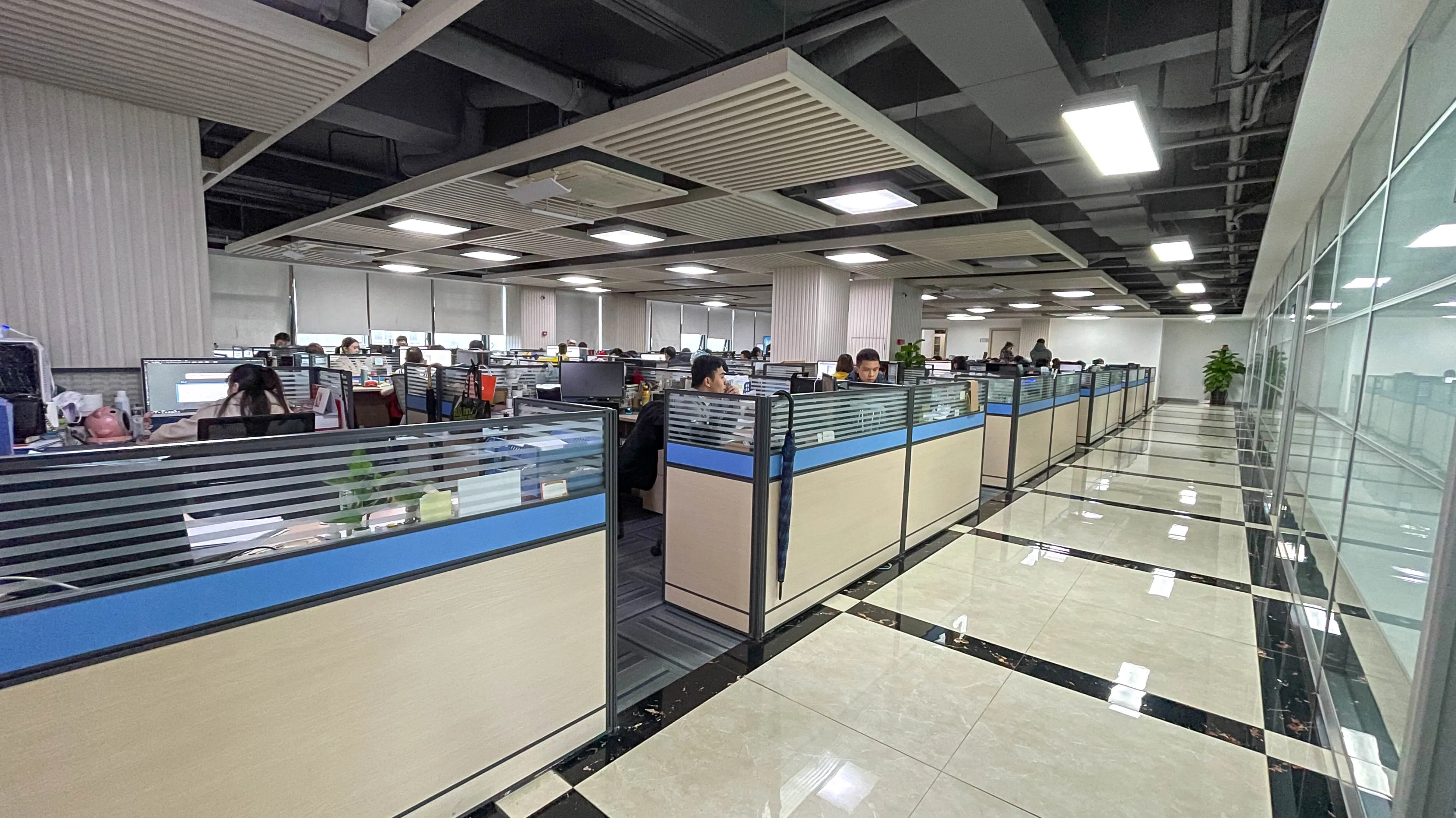 Sichuan Xinteng Electronic Technology Co., Ltd. 2
